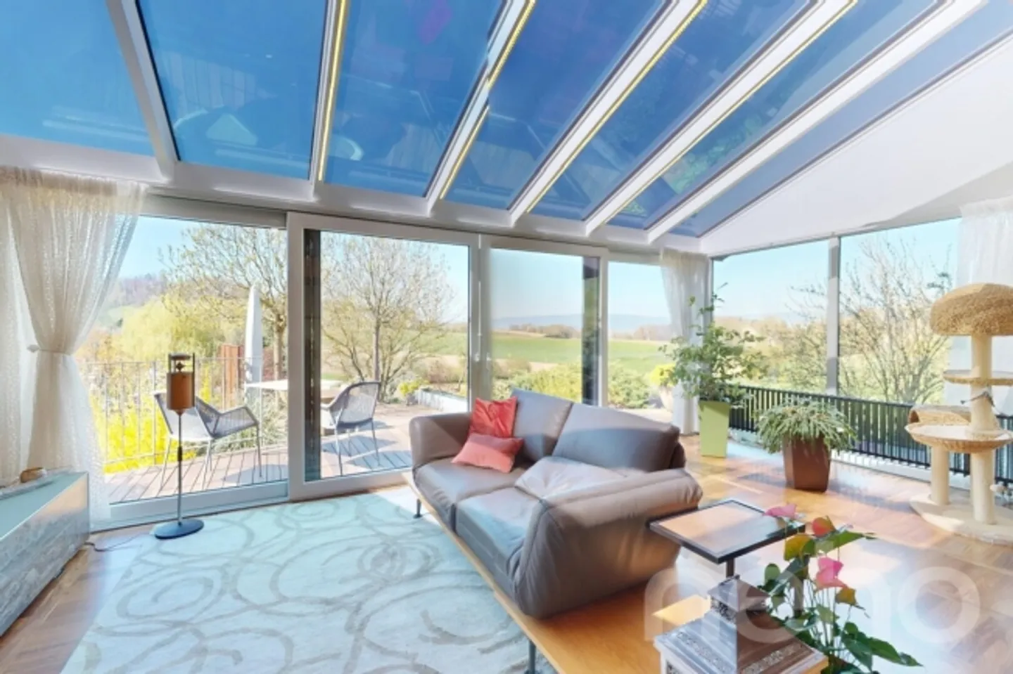 Single-family house with a separate apartment in Oleyres - Photo 1 of 13