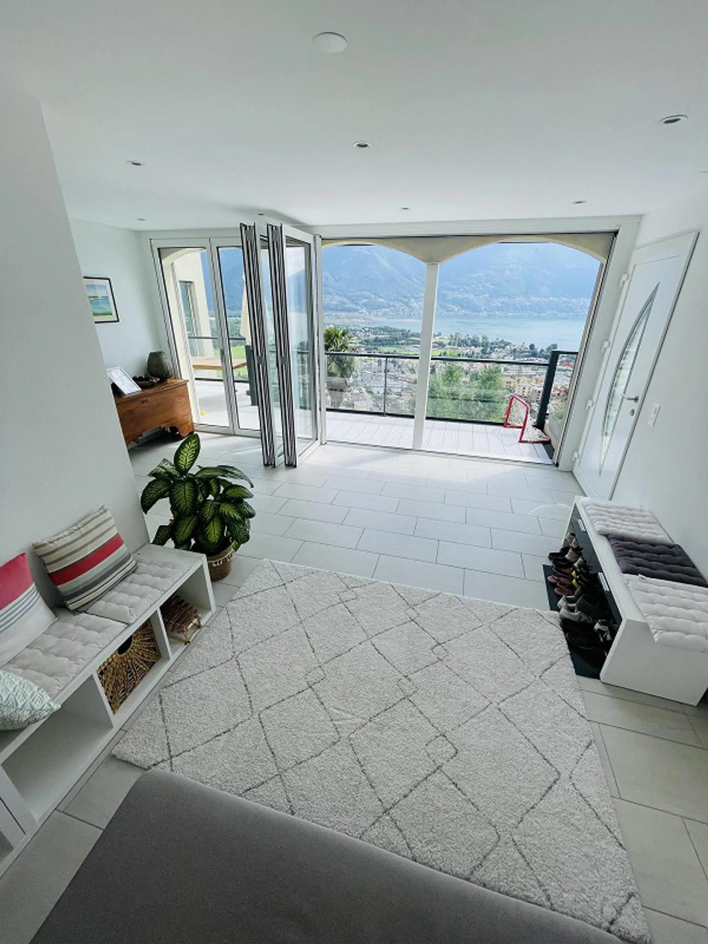 House on the Hill with Panoramic View of Lake Maggiore - Photo 3 of 16