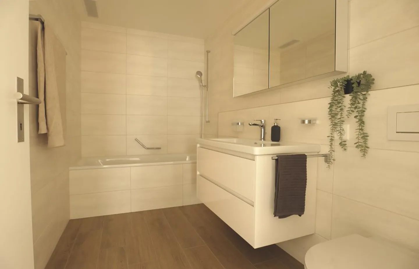 Vivere in una posizione tranquilla con lavanderia privata - Foto 5 di 8