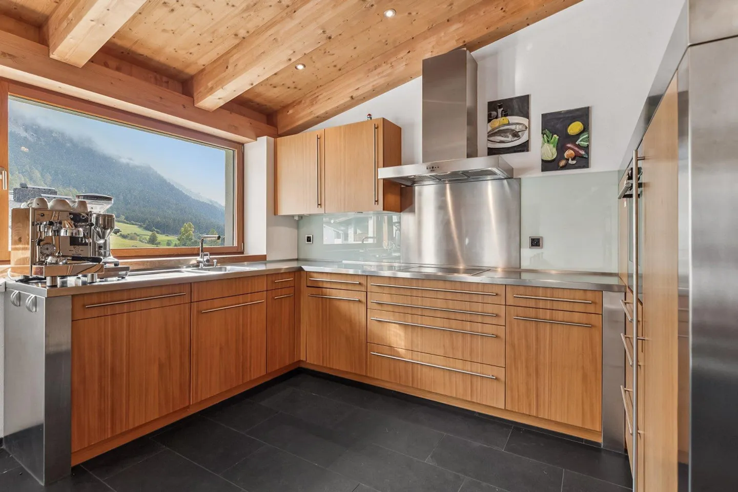 Eleganza alpina con vista - Attico elegante in una posizione privilegiata - Foto 2 di 4