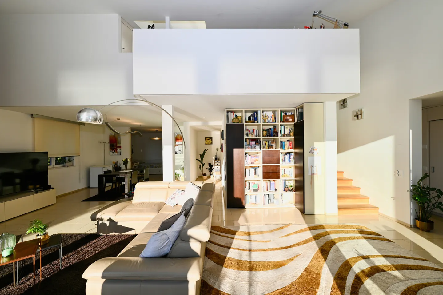 Elegantes Duplex-Attikawohnung mit Seeblick - Foto 11 von 26