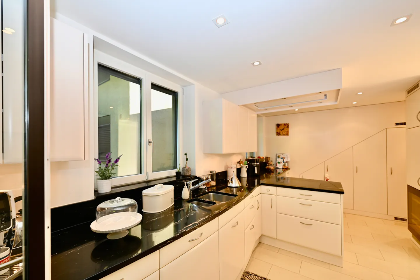 Elegantes Duplex-Attikawohnung mit Seeblick - Foto 13 von 26