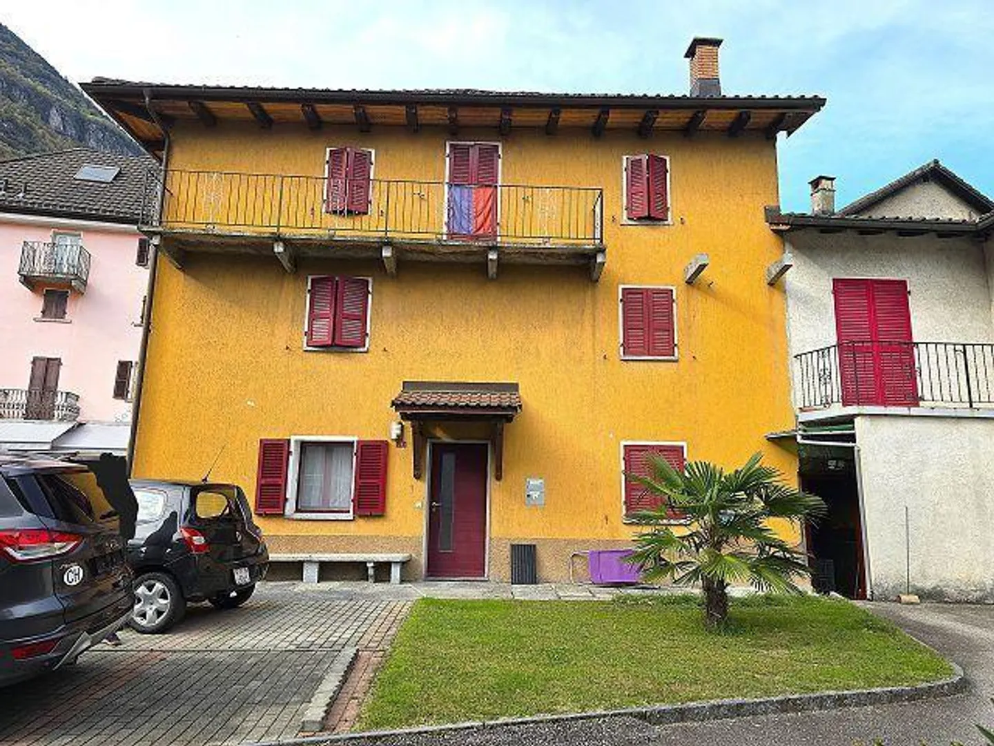 Charmantes Familienhaus in Iragna - Foto 1 von 32