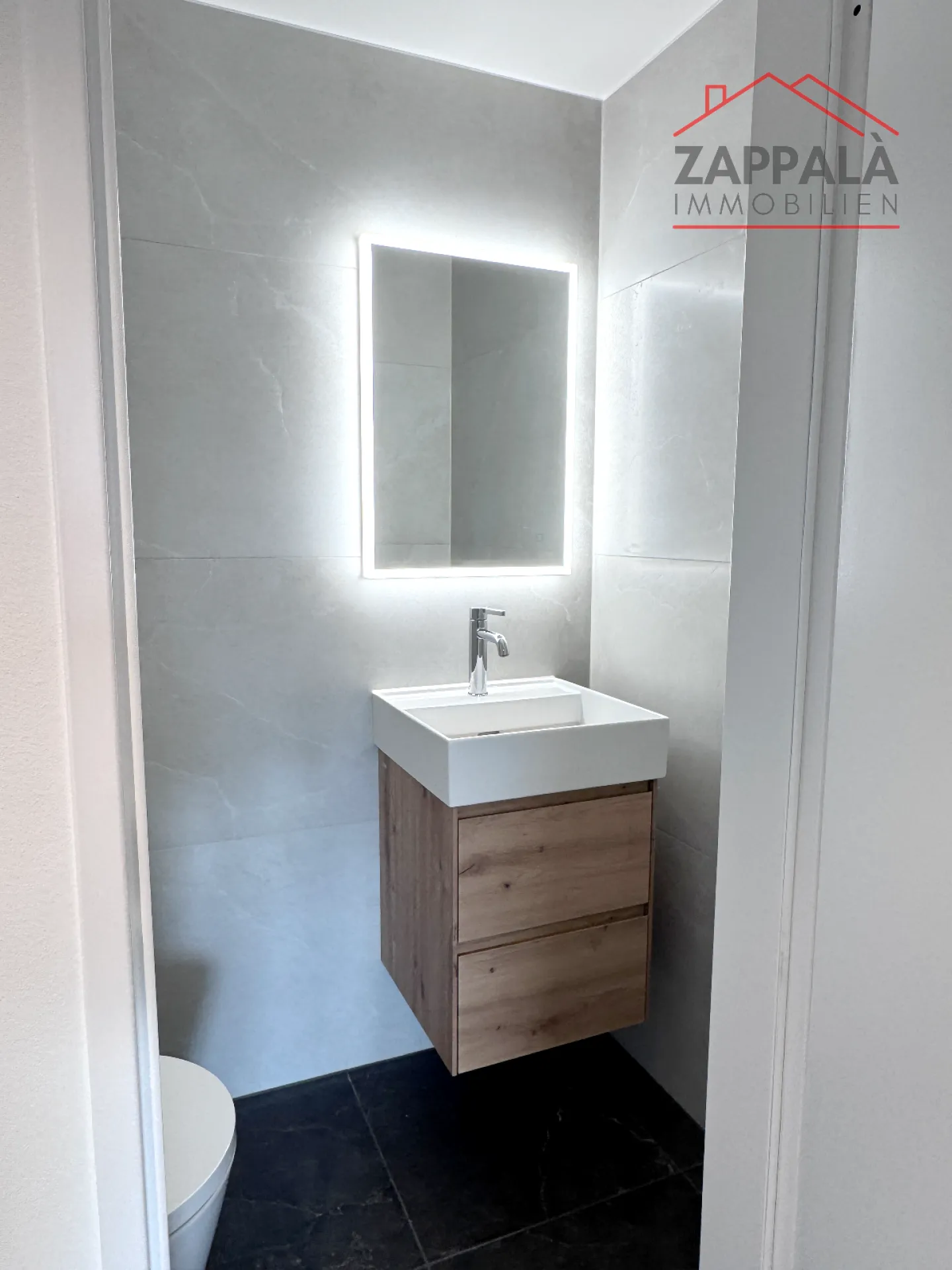 Modern Living with Style and Tranquility - Your New Dream Apartment in Reinach - Photo 10 of 14