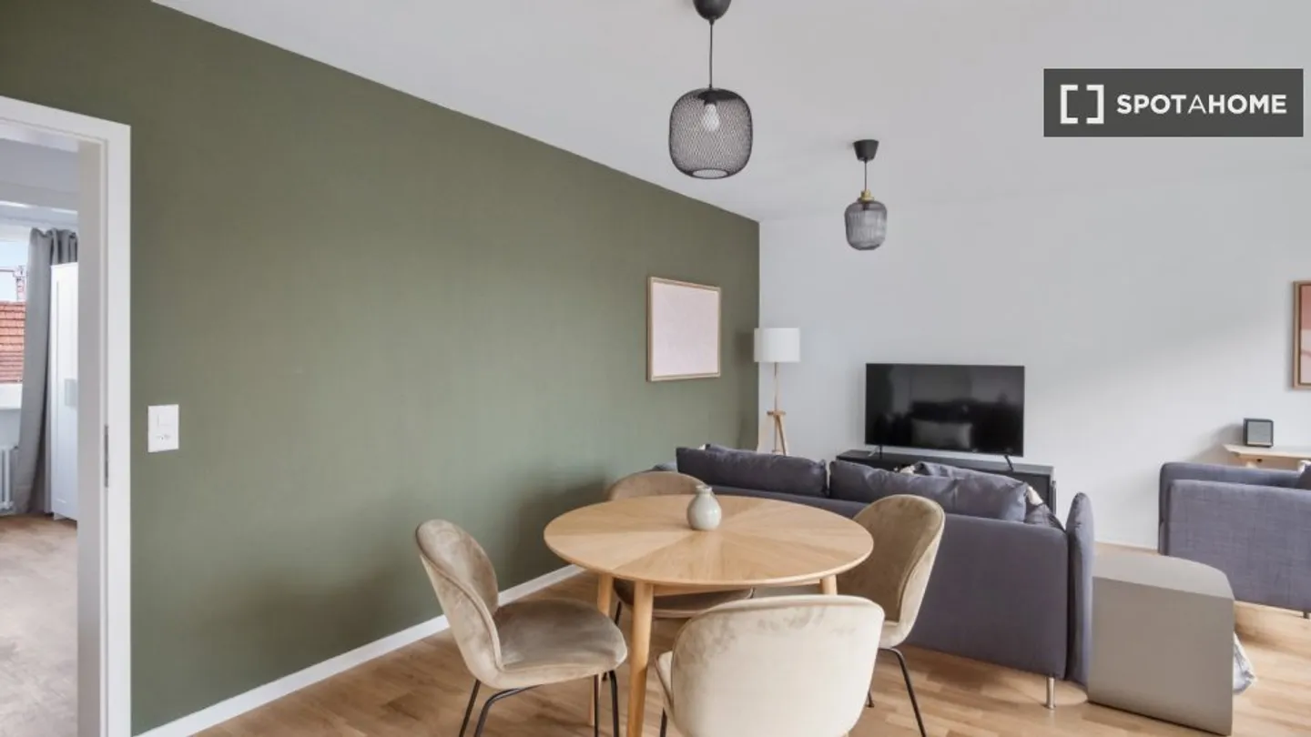 Apartment for rent - Photo 3 of 15