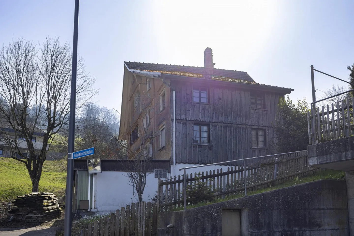 Double Family House - Photo 5 of 8