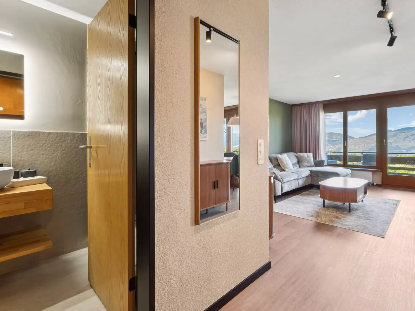 Condo à vendre, 8 Dorfstrasse (Aeschi bei Spiez, Suisse) - Photo 1 sur 3