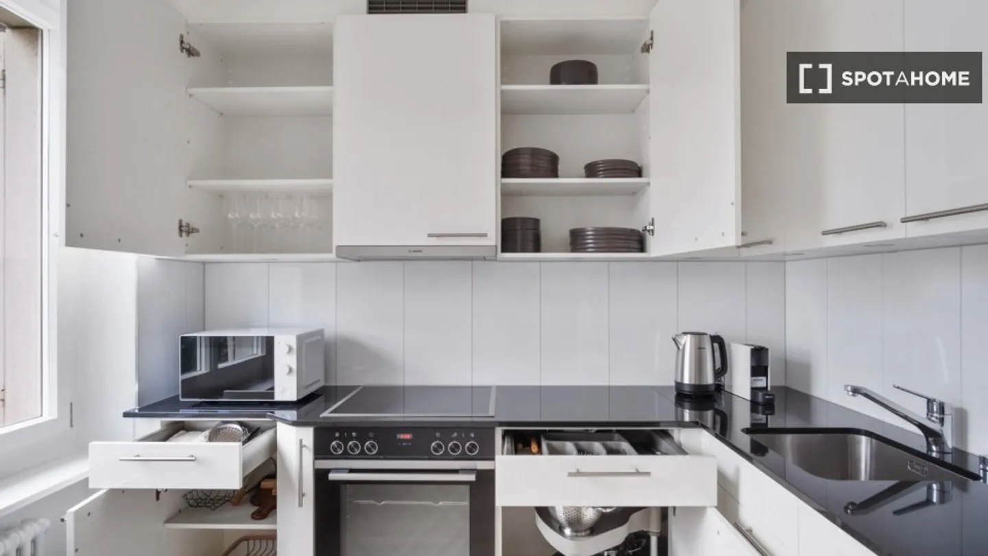 Apartment for rent - Photo 5 of 15