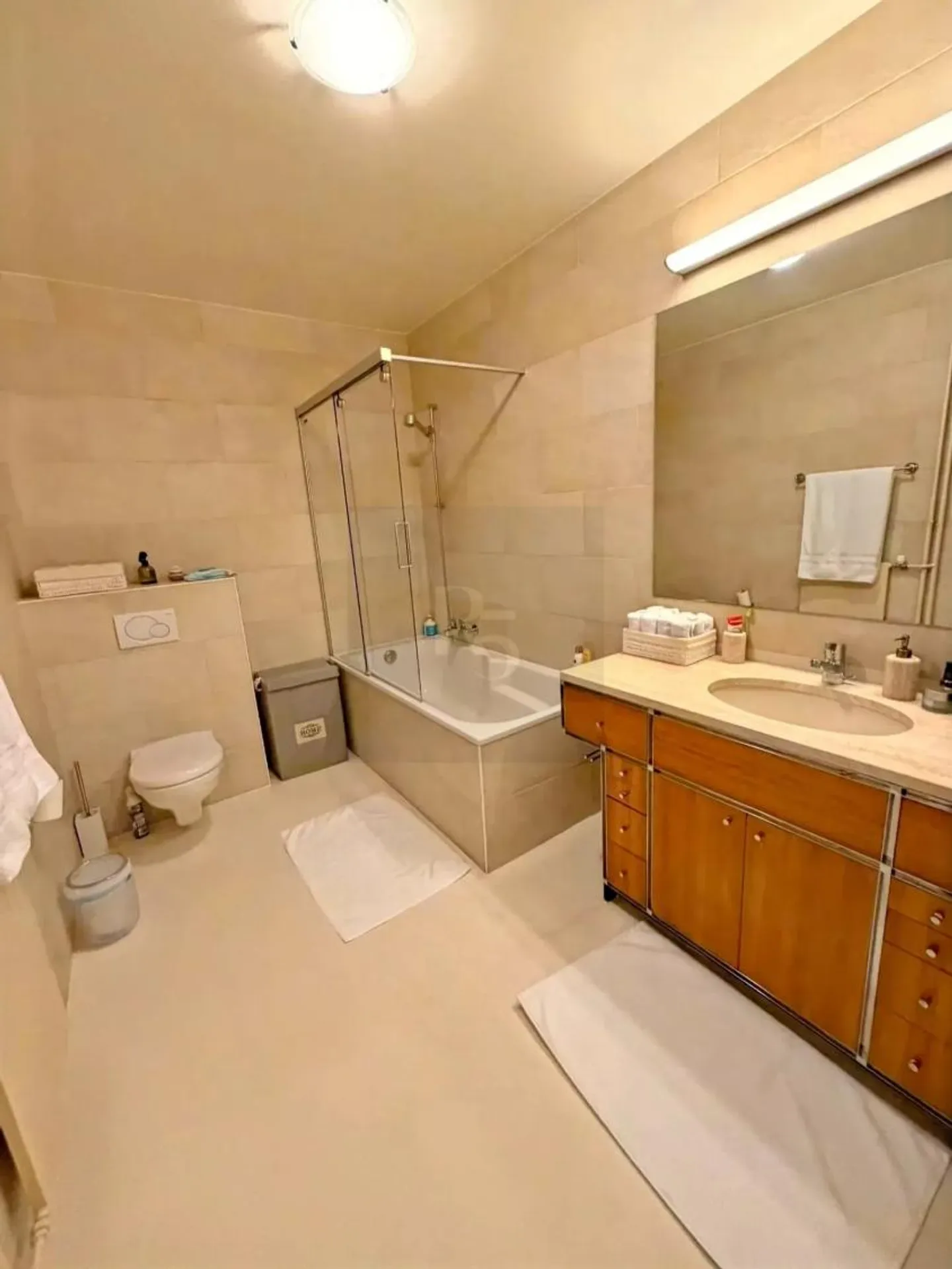 Appartement spacieux à Florissant - Photo 10 sur 11