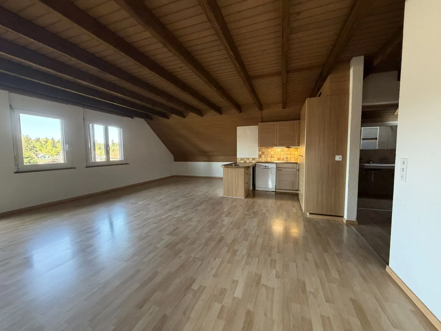 Grand appartement de 4,5 pièces pour 5-15 mois - Photo 7 sur 15