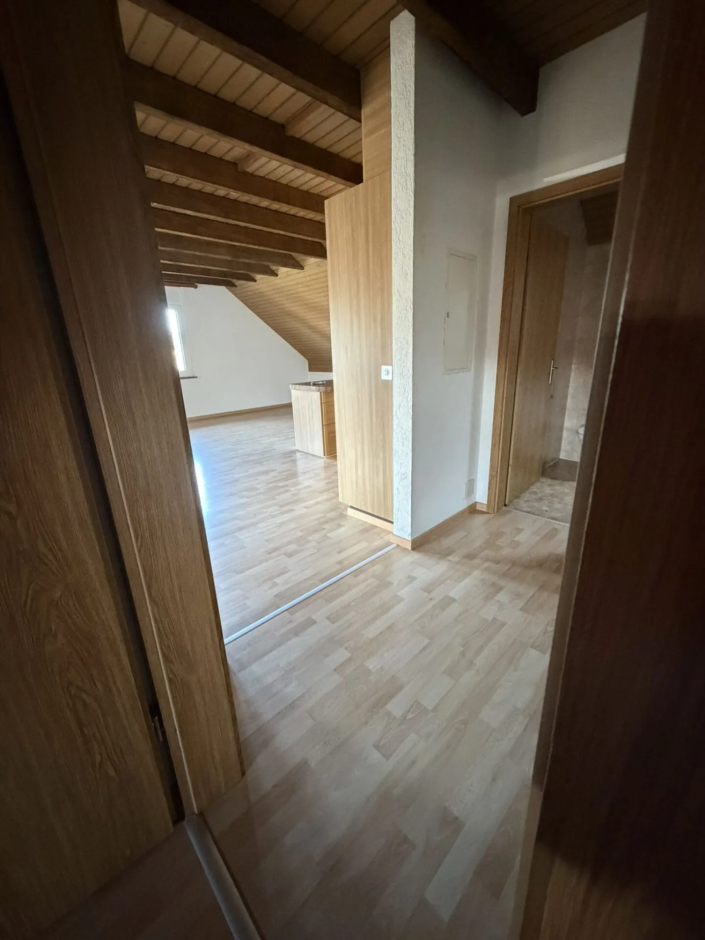 Grand appartement de 4,5 pièces pour 5-15 mois - Photo 8 sur 15