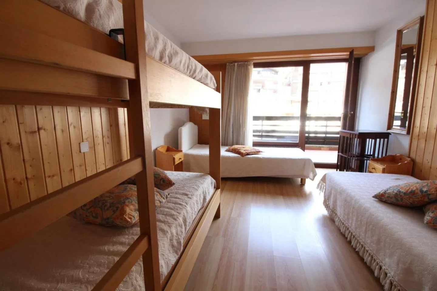 AV 4/Mars - 403 location hebdomadaire appartement 4 chambres à Anzère - Photo 6 sur 10