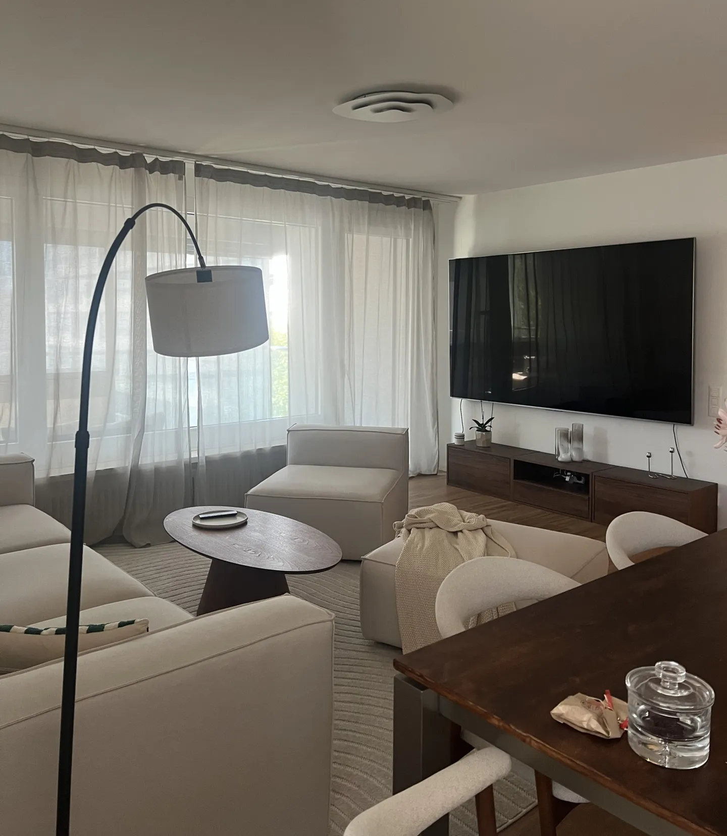 Fully Furnished Apartment - Photo 1 of 8