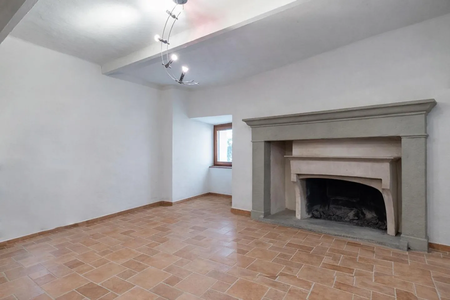 HISTORIQUE 2.5 PIÈCES À MANNO - Photo 5 sur 8