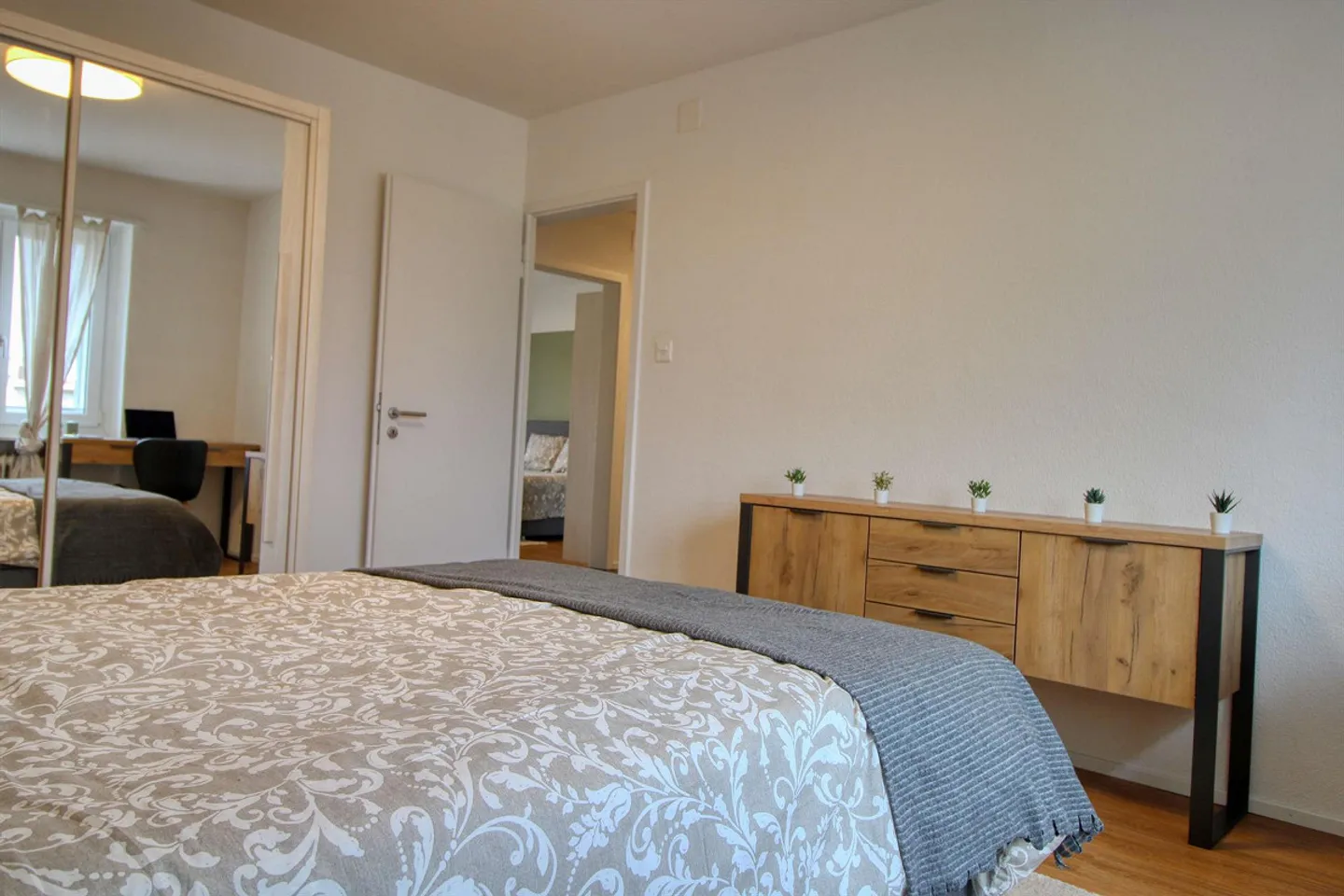 Möbliertes Zimmer in Top-Lage - Foto 7 von 31