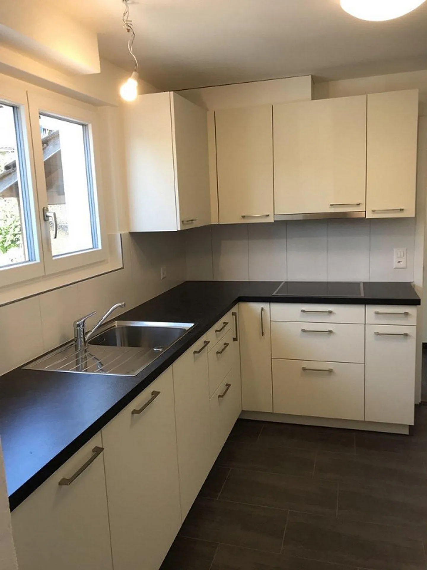 Charmantes Doppelhaus in Ruhiger Lage - Foto 7 von 27