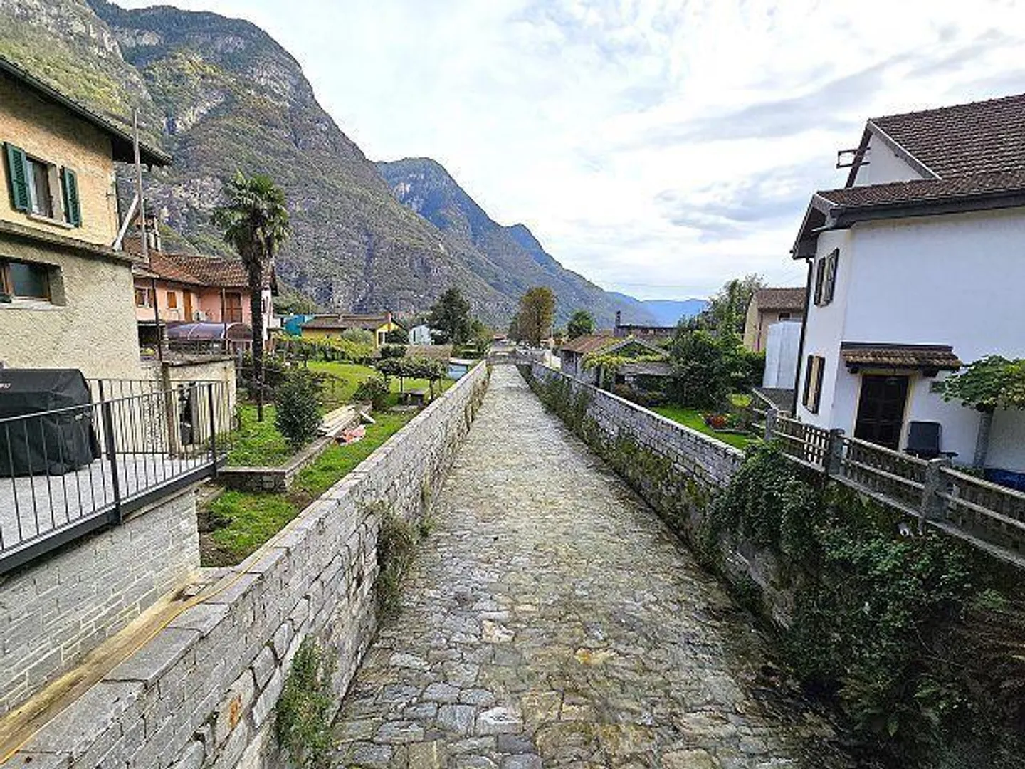 Charmantes Familienhaus in Iragna - Foto 26 von 32