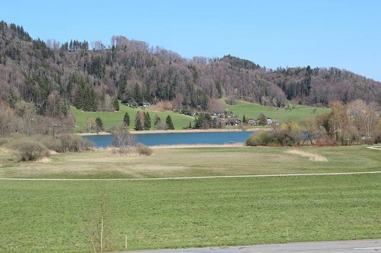 Pour les amoureux des chevaux - Maison résidentielle avec grange attenante - Photo 1 sur 1