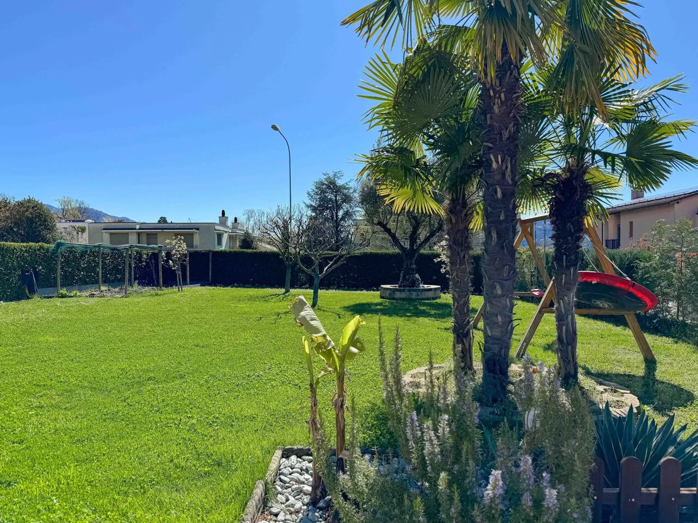 Maison jumelée avec grand jardin à Morbio Inferiore - Photo 11 sur 12