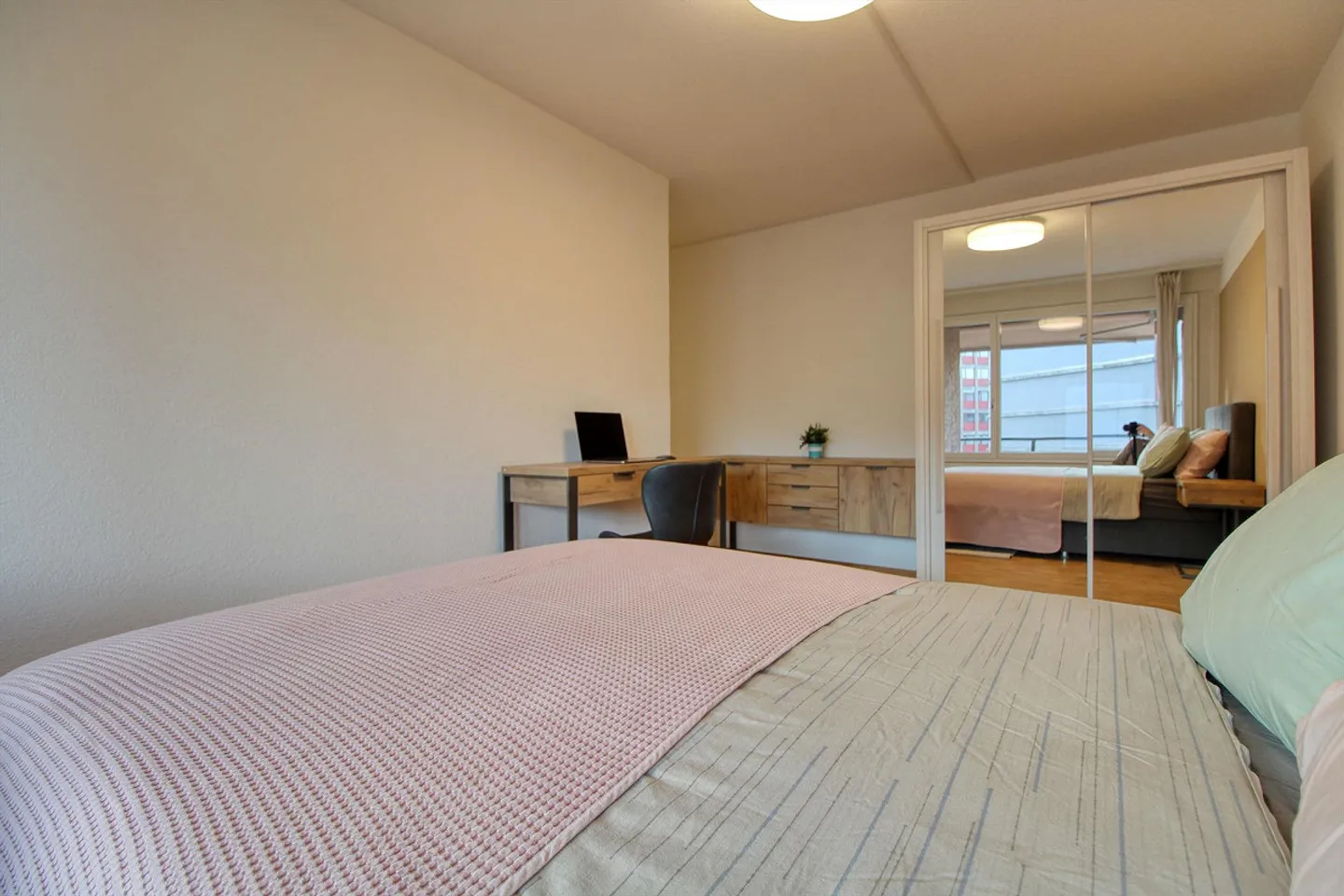Chambres magnifiques dans le meilleur emplacement près de Sihlcity - Photo 3 sur 14
