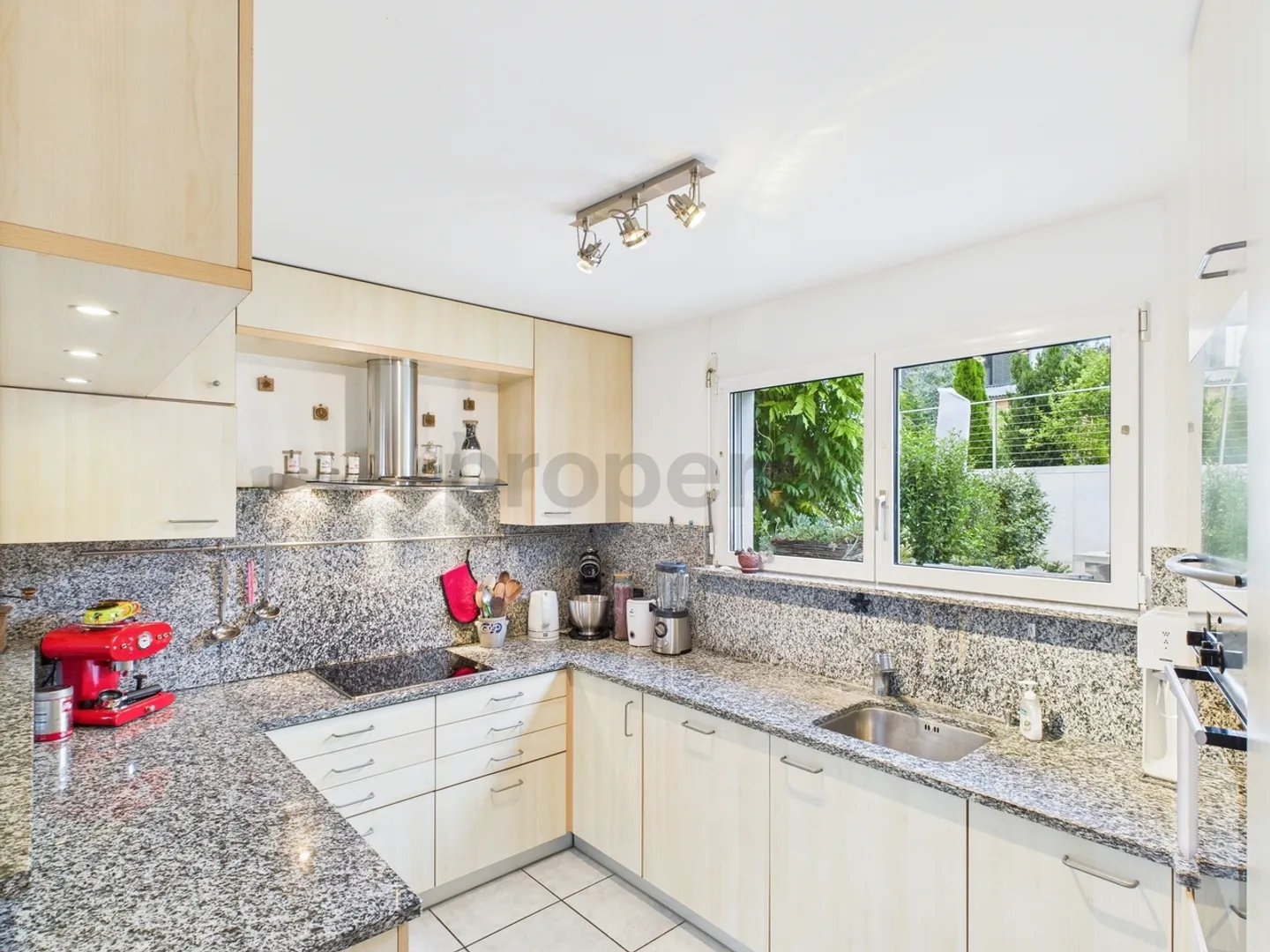 Esclusiva casa a schiera di 5,5 stanze con vista a Ramlinsburg da ottobre 2025 a settembre 2026 - 12 mesi limitati - Foto 4 di 13