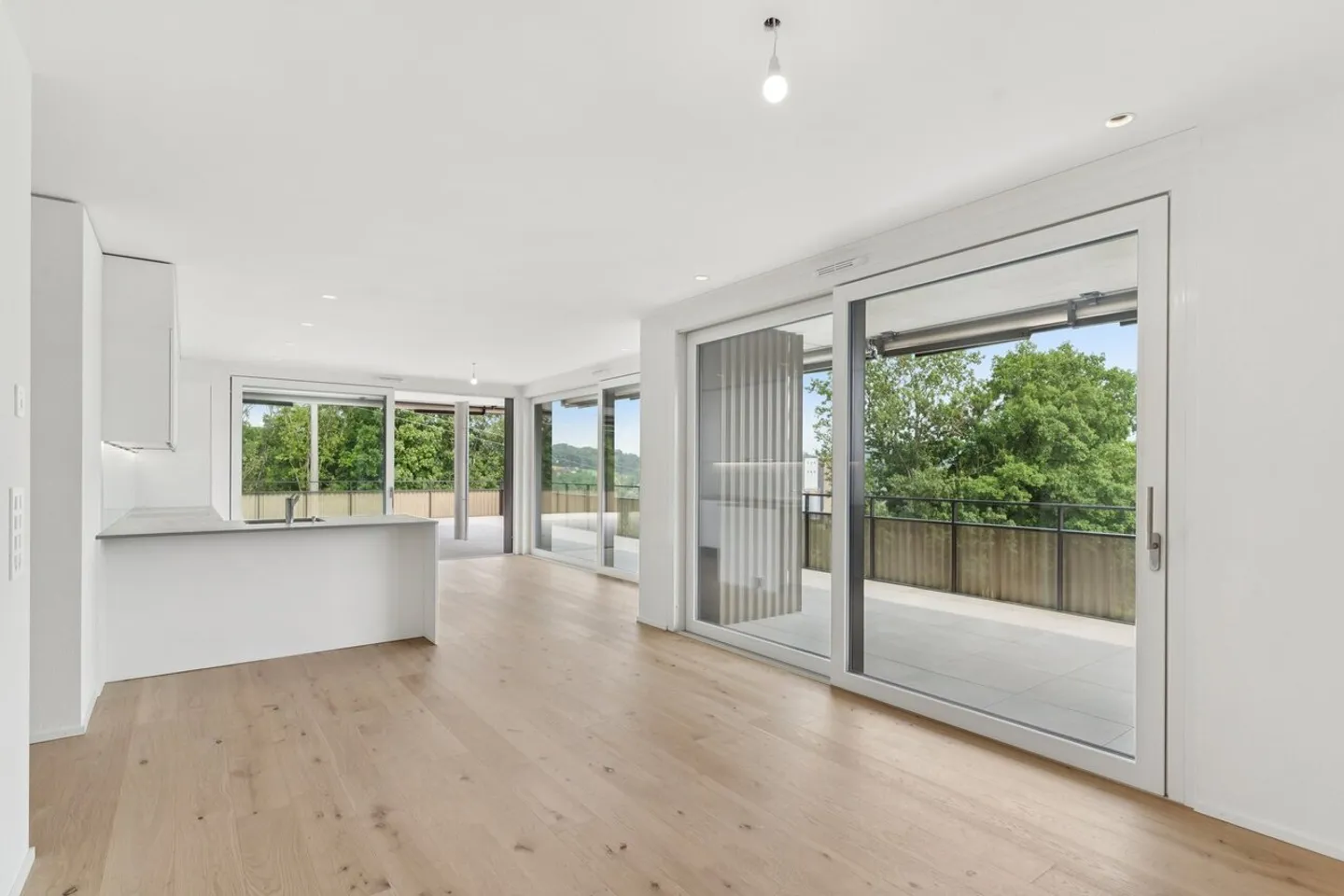 Apartment for sale - Photo 1 of 24