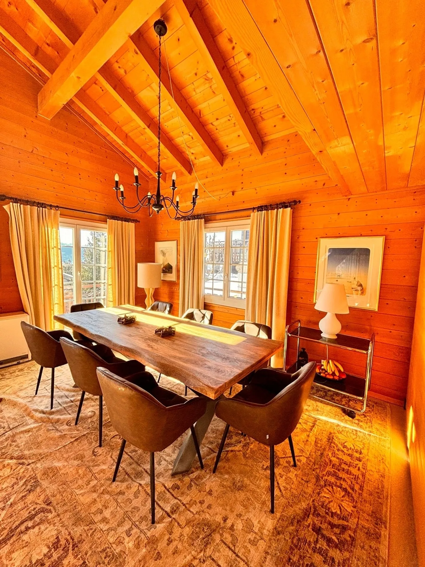 Chalet charmant 4.5 pièces avec balcon, Crans-Montana - Photo 2 sur 9