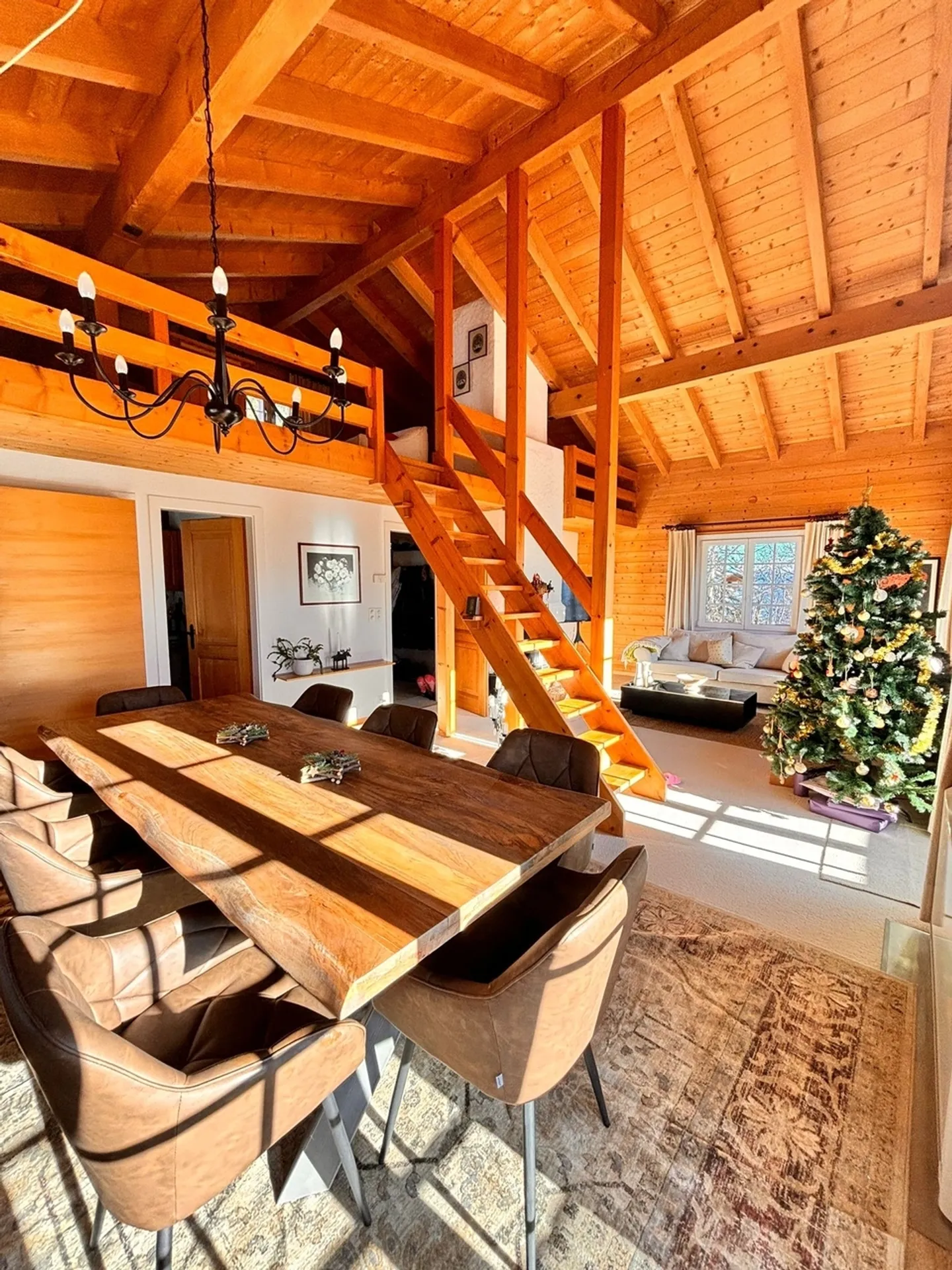 Chalet charmant 4.5 pièces avec balcon, Crans-Montana - Photo 5 sur 9