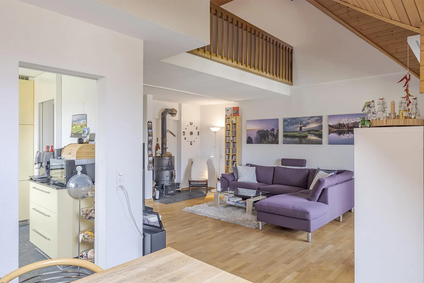 Charmante Appartement en Duplex sous les Combles - Laupen - Photo 3 sur 14