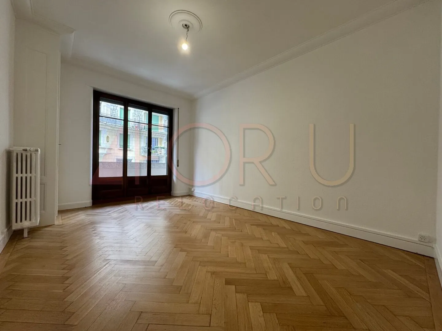 Sehr schönes 4-Zimmer-Apartment mit 2 Balkonen und ruhig in Malagnou - Foto 3 von 12