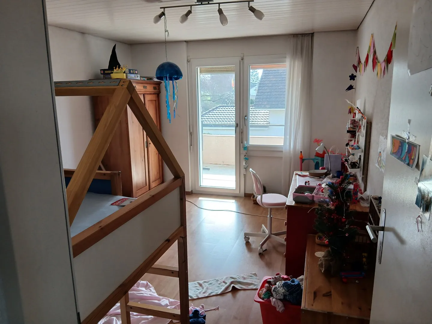 Duplex spazioso con giardino - Foto 7 di 9