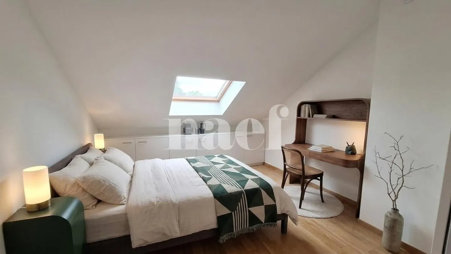 In the center of Founex - beautiful 3-room apartment of approx. 82m2 in the attic - Photo 3 of 6