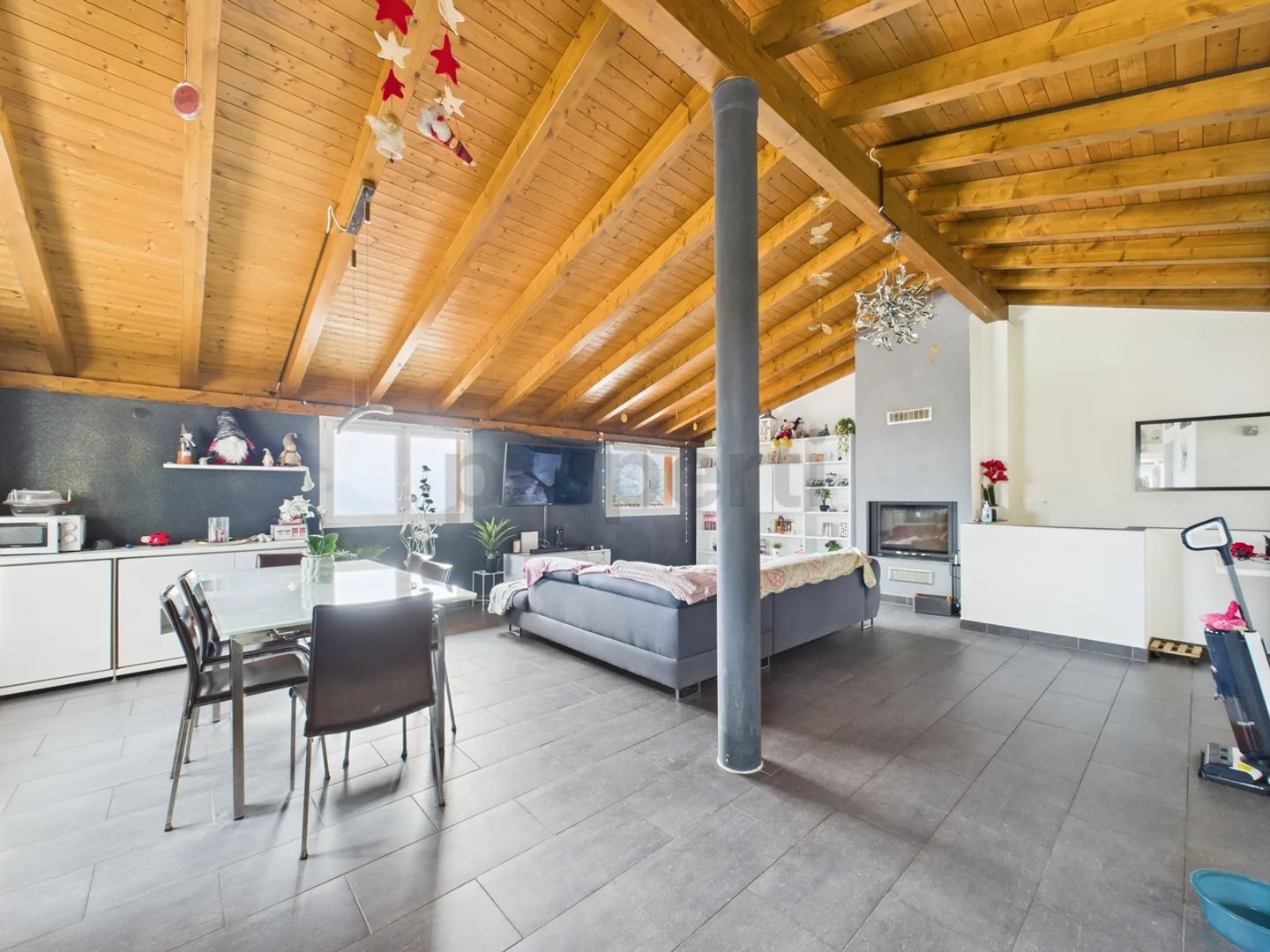 Superbe maison bifamiliale 4,5 pièces + 2,5 pièces à Sigirino - Photo 4 sur 12