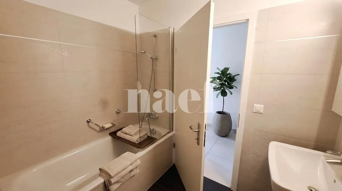 In the center of Founex - beautiful 3-room apartment of approx. 82m2 in the attic - Photo 6 of 6