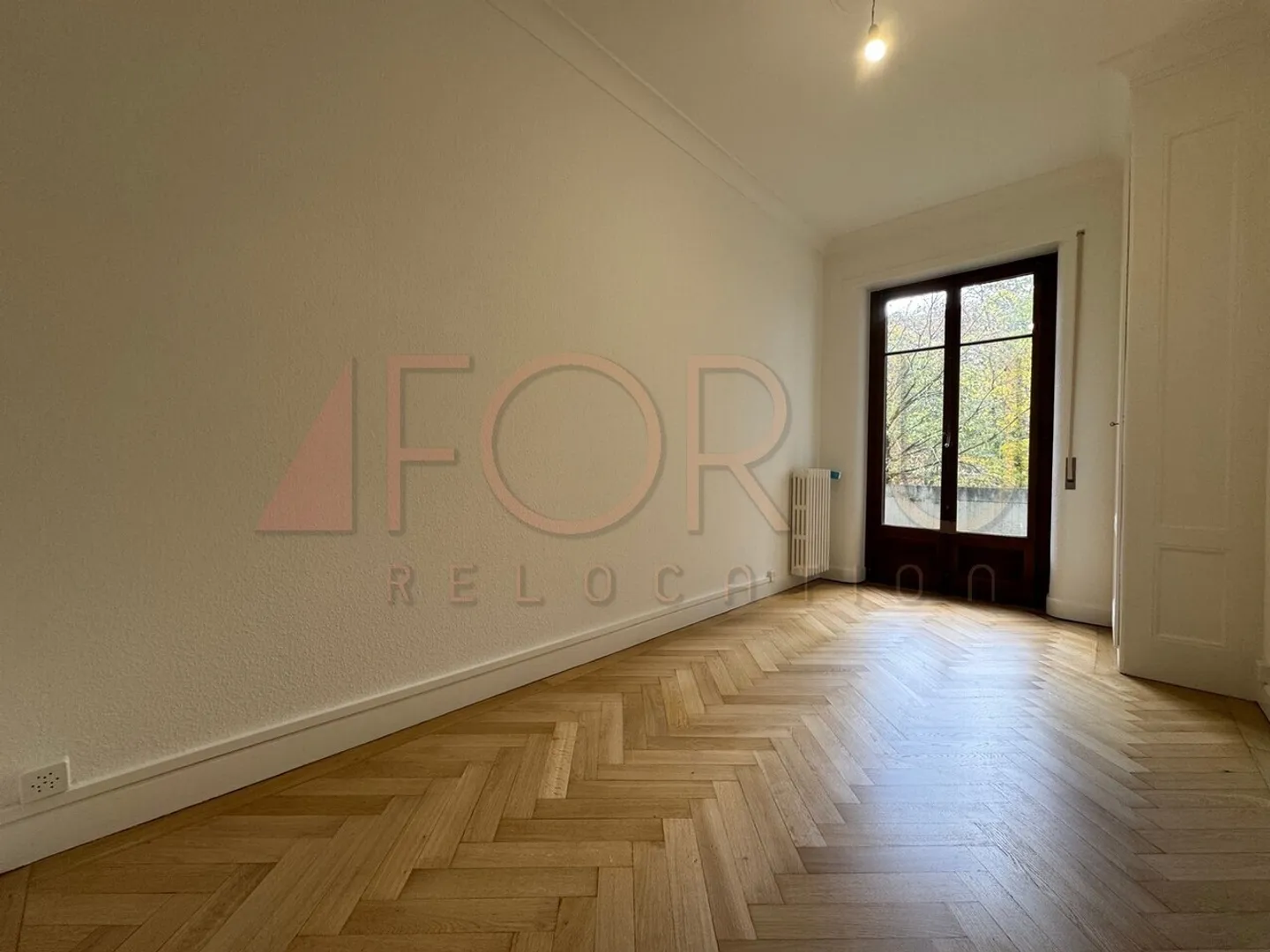 Sehr schönes 4-Zimmer-Apartment mit 2 Balkonen und ruhig in Malagnou - Foto 7 von 12