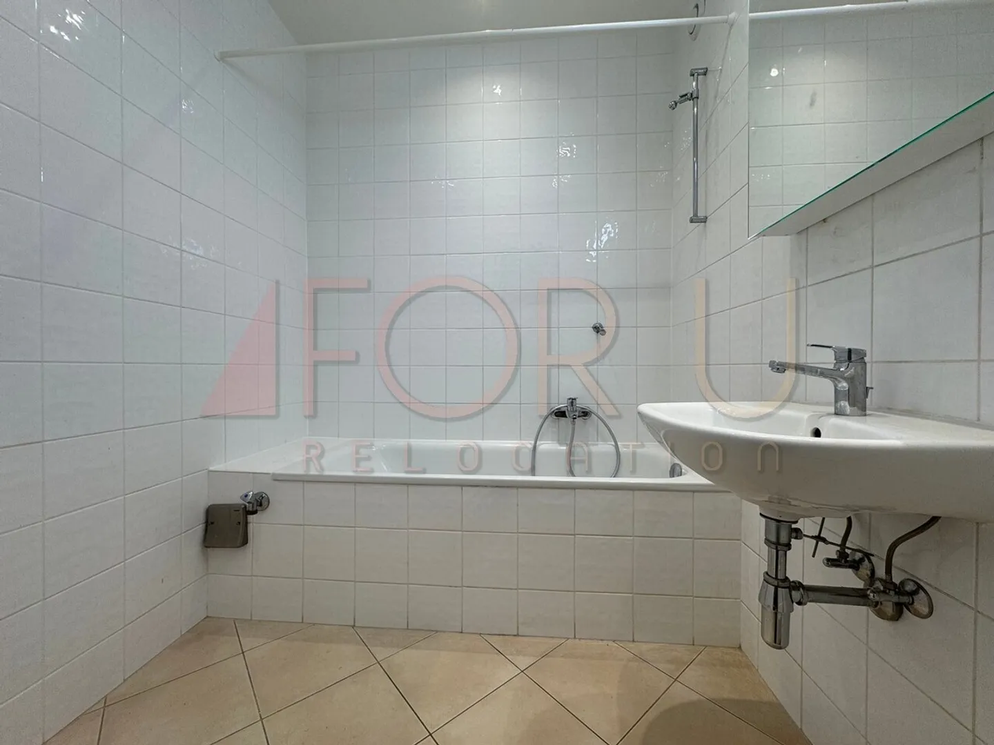 Sehr schönes 4-Zimmer-Apartment mit 2 Balkonen und ruhig in Malagnou - Foto 10 von 12