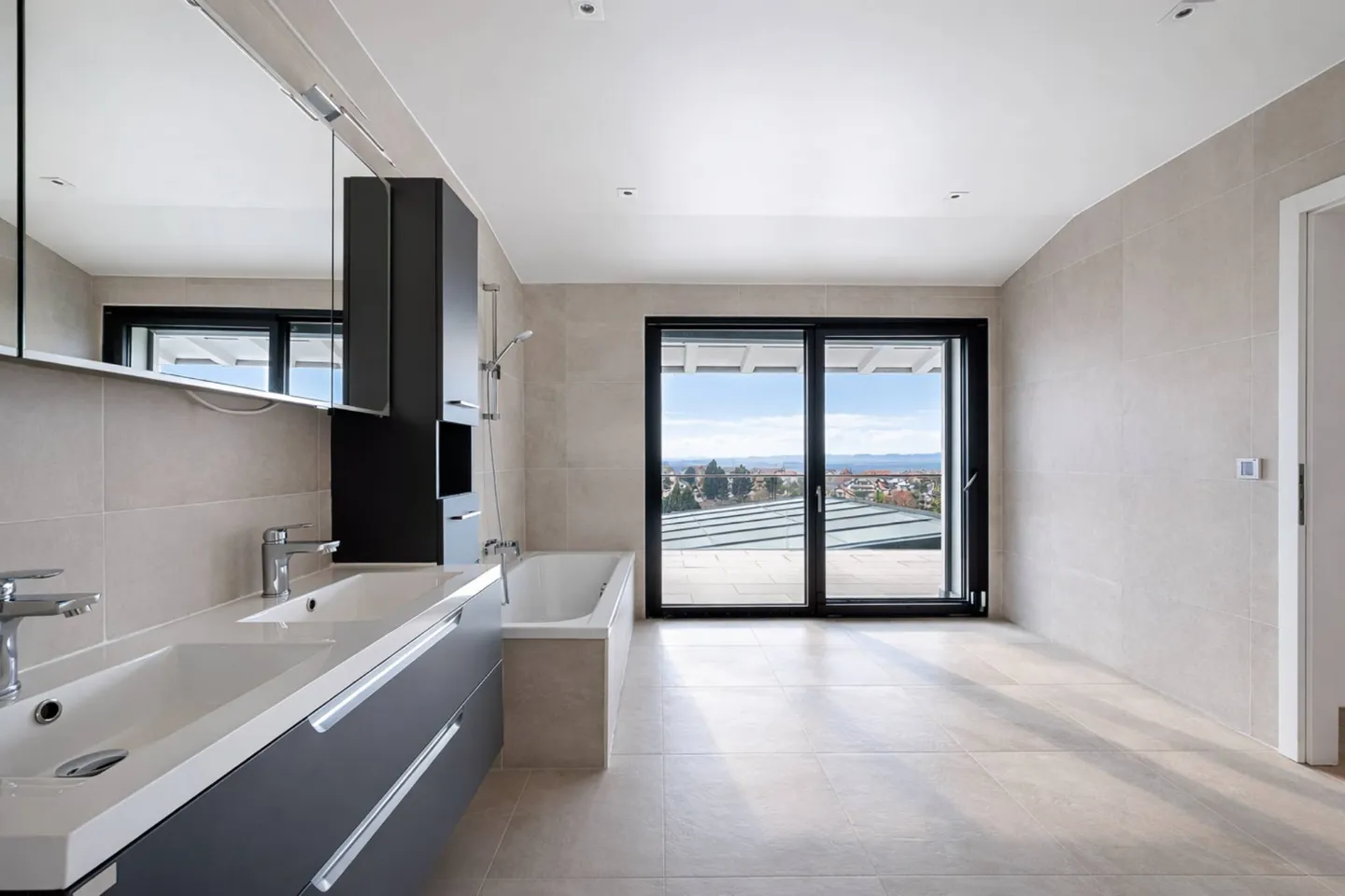 Contemporary Villa near Lausanne - Photo 8 of 11