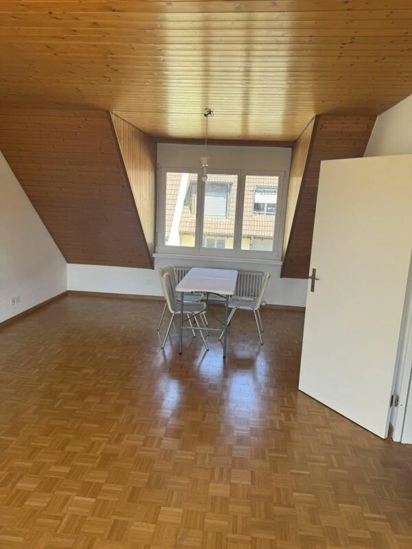 Appartamento mansardato 3.5 camere accogliente - Foto 9 di 21