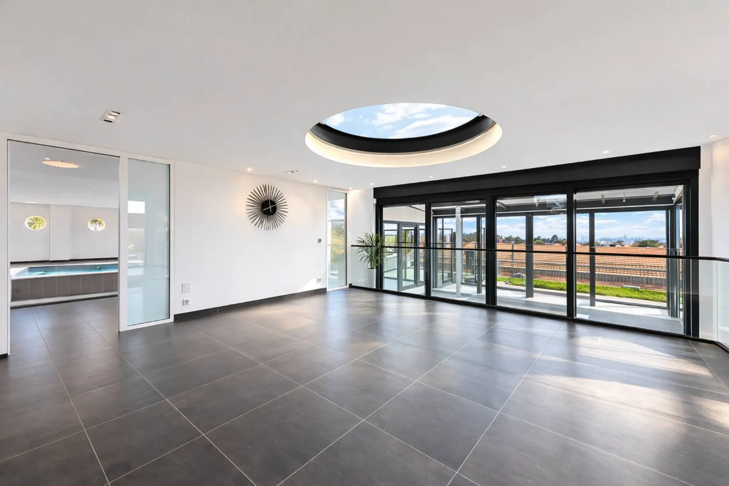 Contemporary Villa near Lausanne - Photo 3 of 11