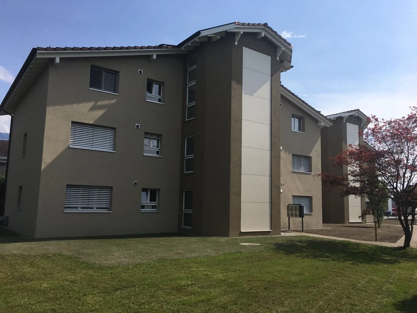 Appartement attrayant de 3,5 pièces - proche du centre - calme! - Photo 4 sur 22