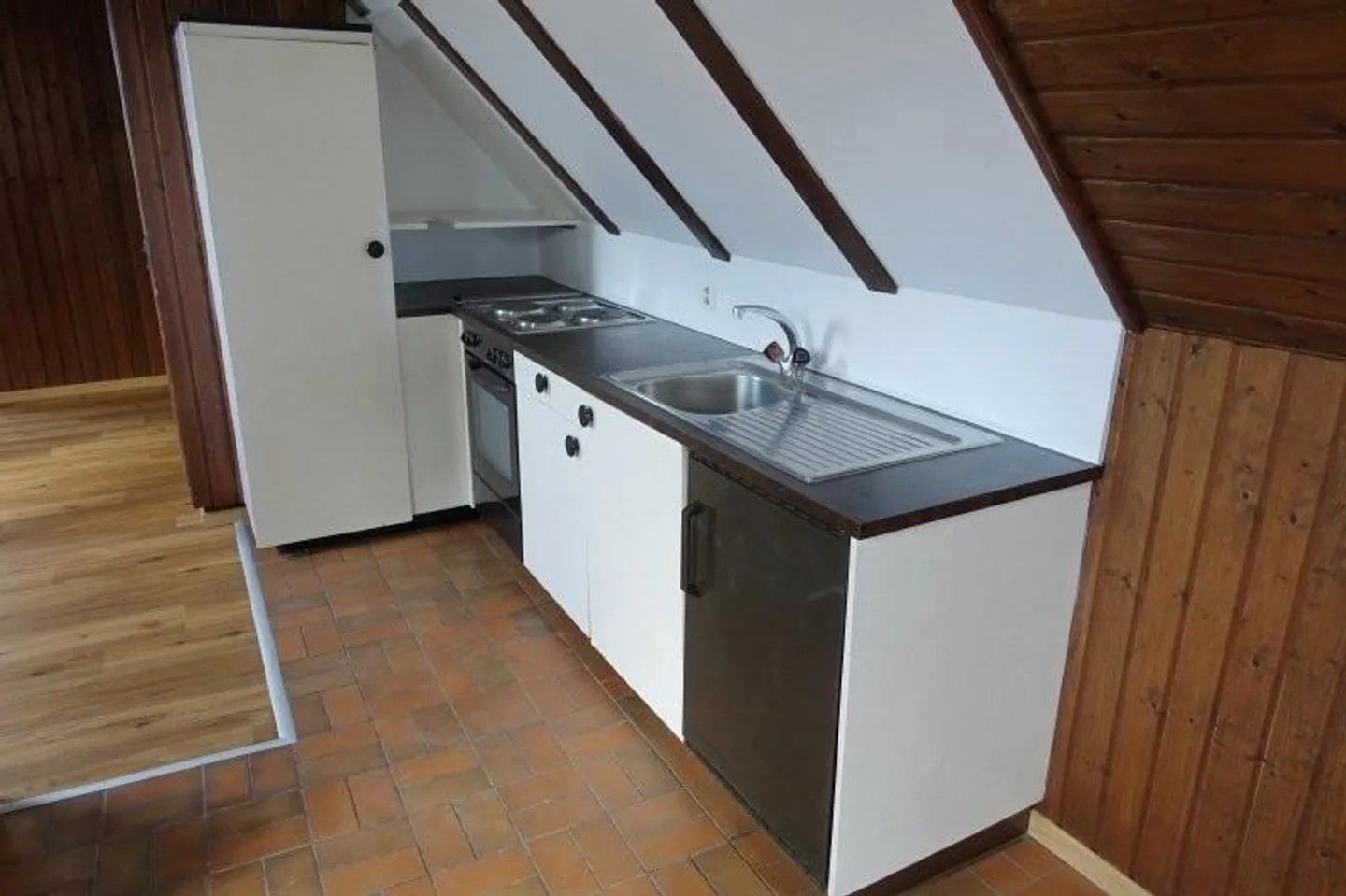 Appartamento cittadino affascinante con camino, per un soggiorno confortevole! - Foto 4 di 9