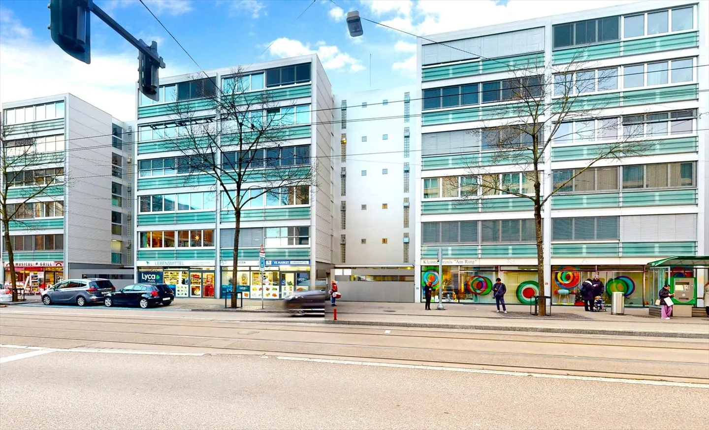 Now benefit: Exclusive move-in offer! - Photo 1 of 12