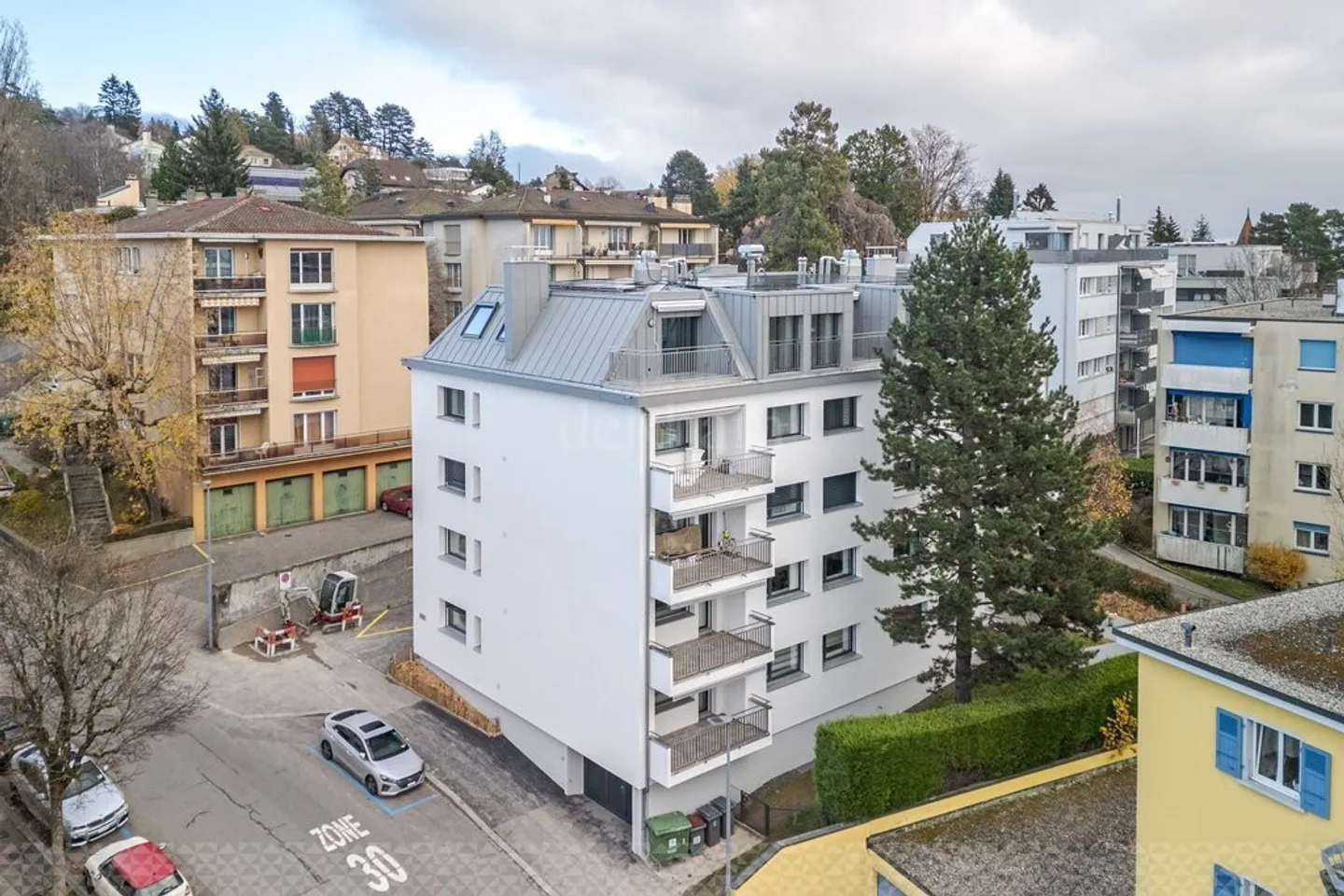 Place de parc intérieure à louer - Photo 1 sur 2