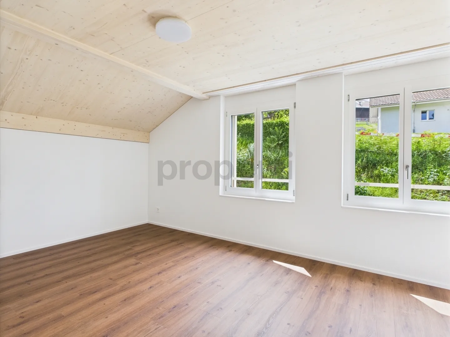Traumhafte Dachwohnung in Hasle, Kanton LU - Modernes Wohnen mit einzigartigem Charme - Foto 4 von 12