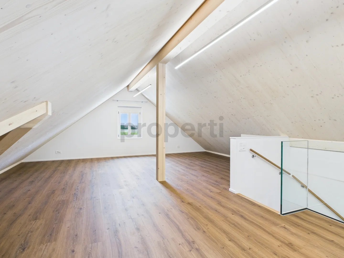 Traumhafte Dachwohnung in Hasle, Kanton LU - Modernes Wohnen mit einzigartigem Charme - Foto 7 von 12