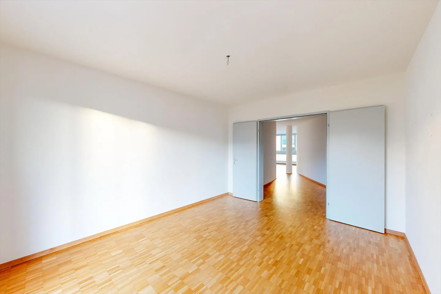 Now benefit: Exclusive move-in offer! - Photo 9 of 12