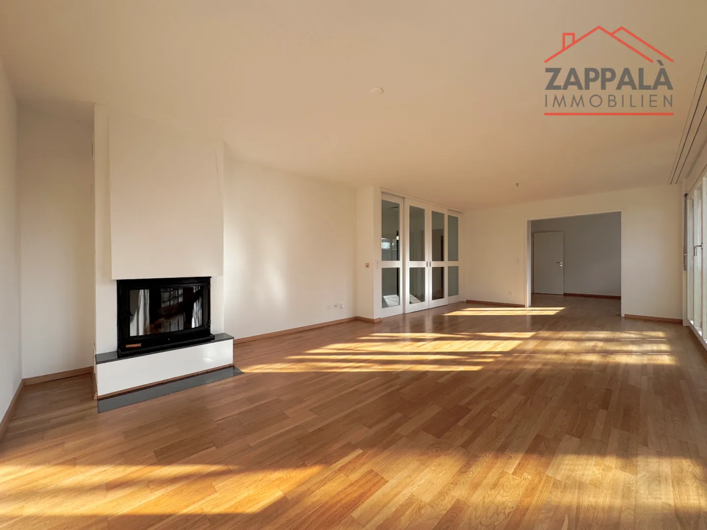 Elegante 4.5-Zimmer-Wohnung mit Stil und Substanz - Foto 1 von 22