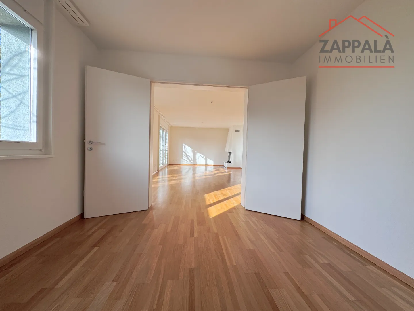 Elegante 4.5-Zimmer-Wohnung mit Stil und Substanz - Foto 6 von 22