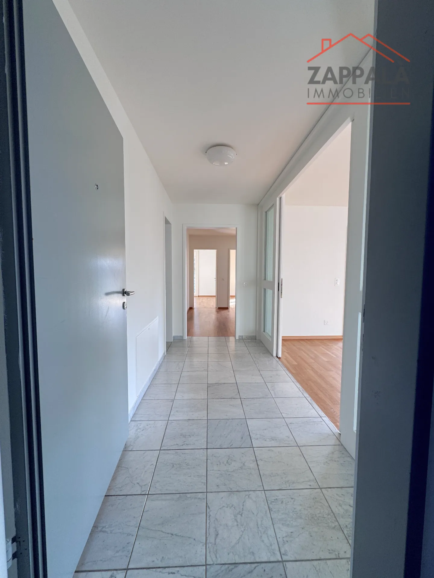 Elegante 4.5-Zimmer-Wohnung mit Stil und Substanz - Foto 10 von 22