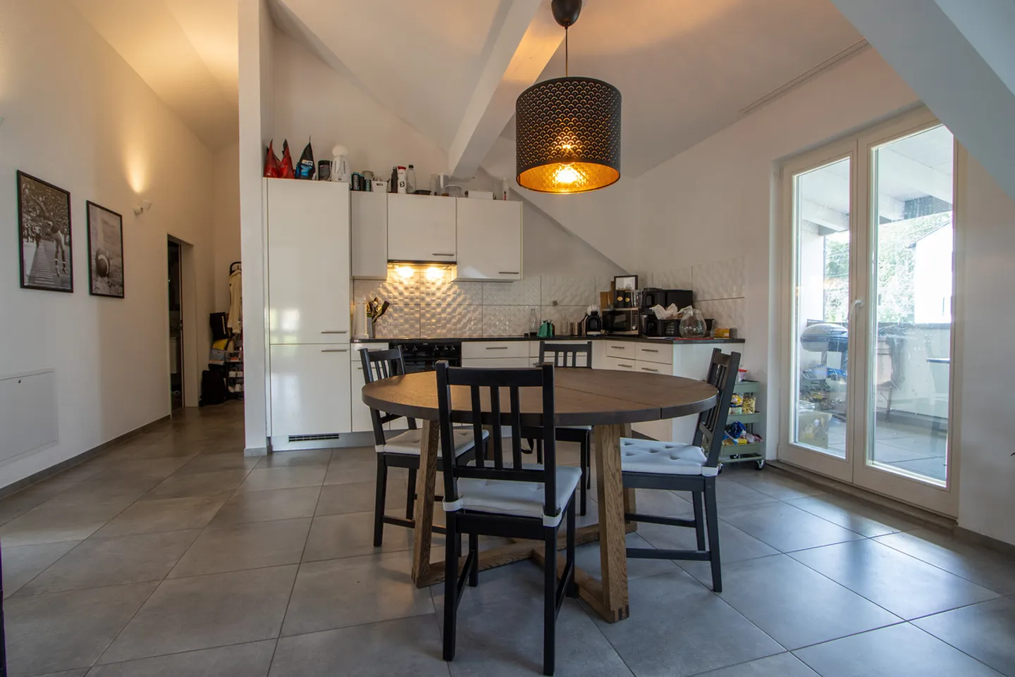 Bel appartement de 3 pièces près du centre à louer - Photo 2 sur 9